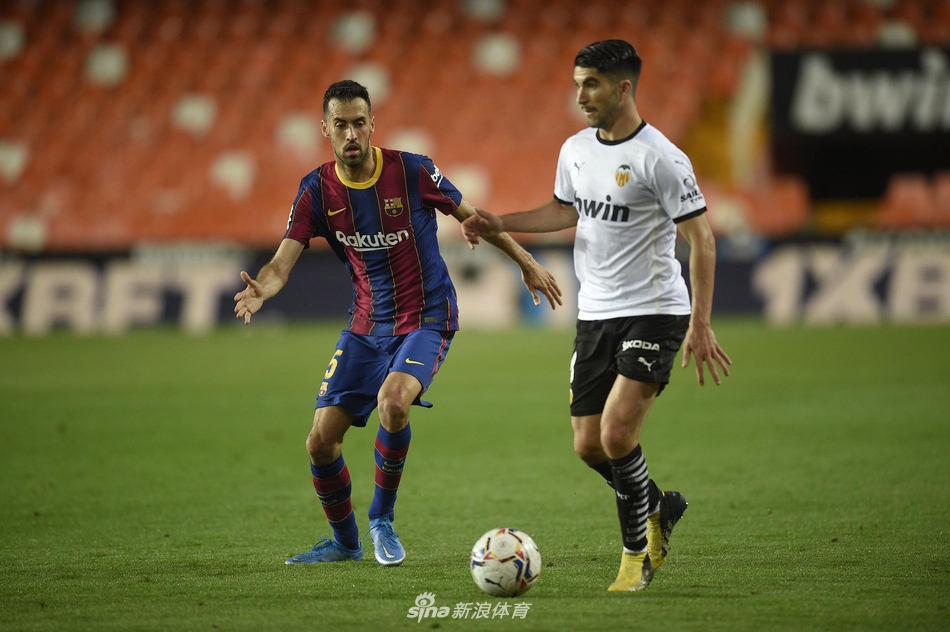 [西甲]瓦伦西亚2-3巴萨 梅西两球