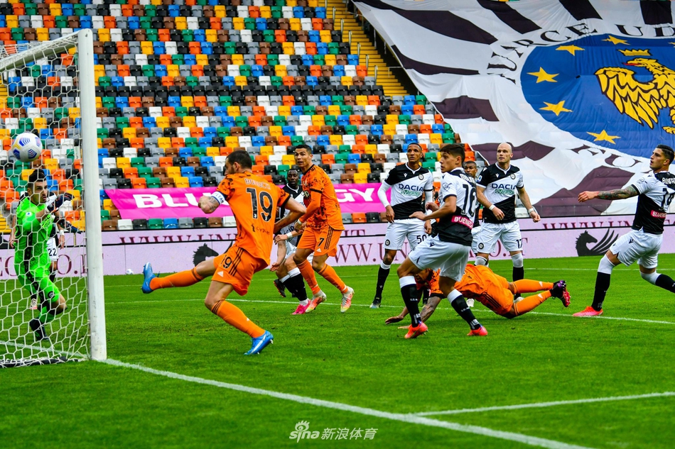 [意甲]乌迪内斯1-2尤文 C罗两球