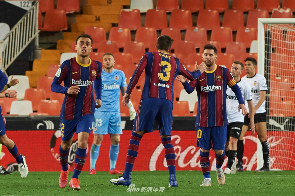 [西甲]瓦伦西亚2-3巴萨 梅西两球