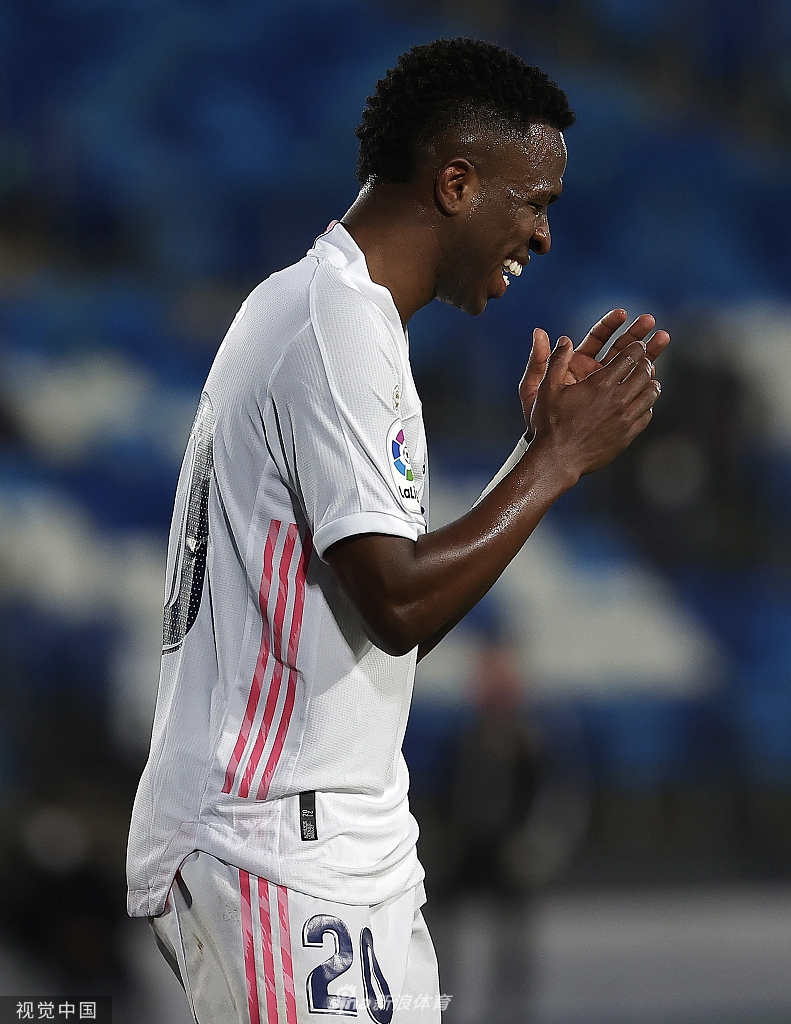 [西甲]皇马2-2塞维利亚 皇马压哨扳平