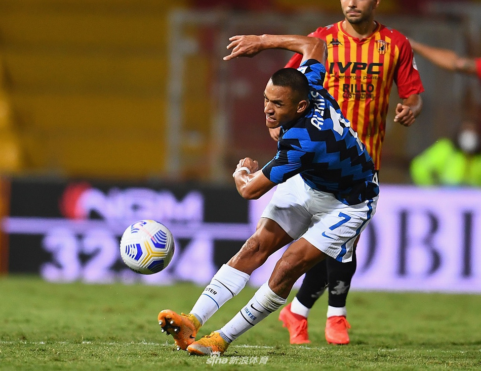 [意甲]贝内文托2-5国米