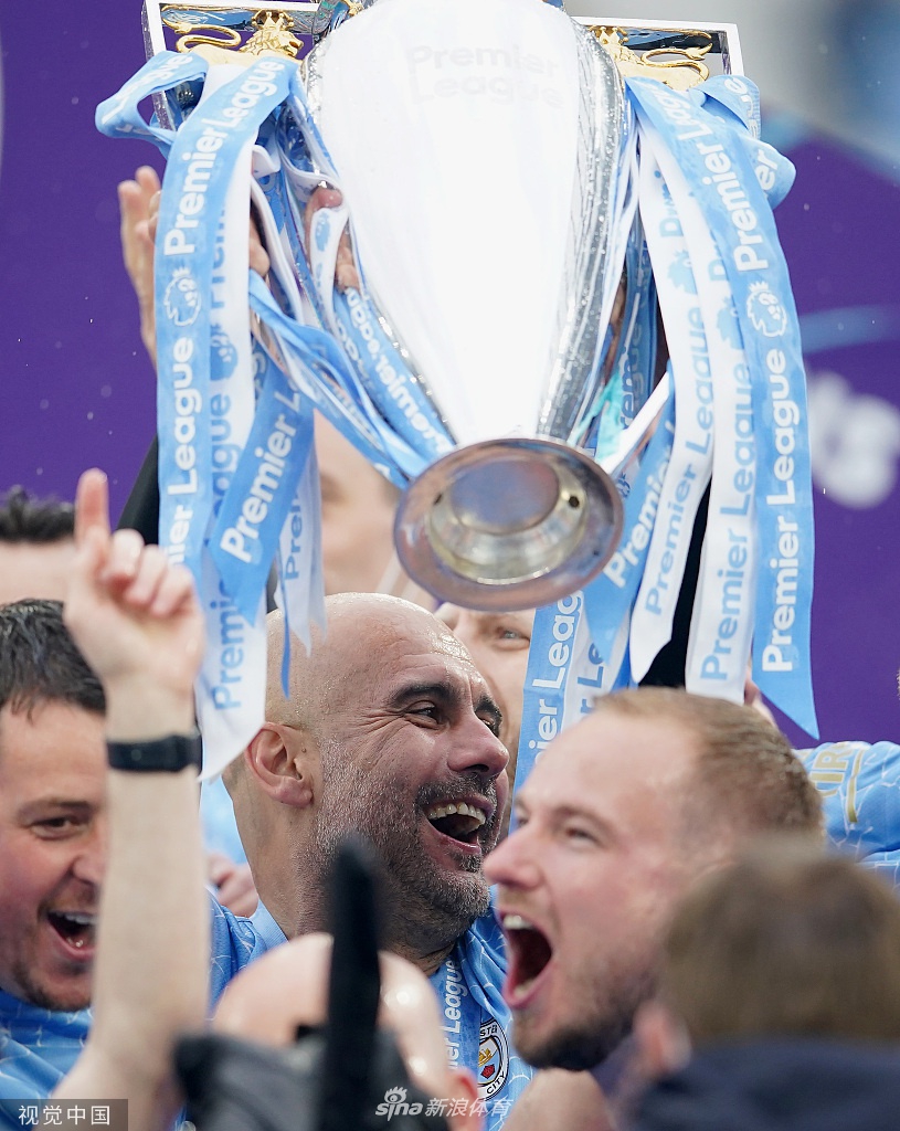 [英超]曼城5-0埃弗顿 阿圭罗两球