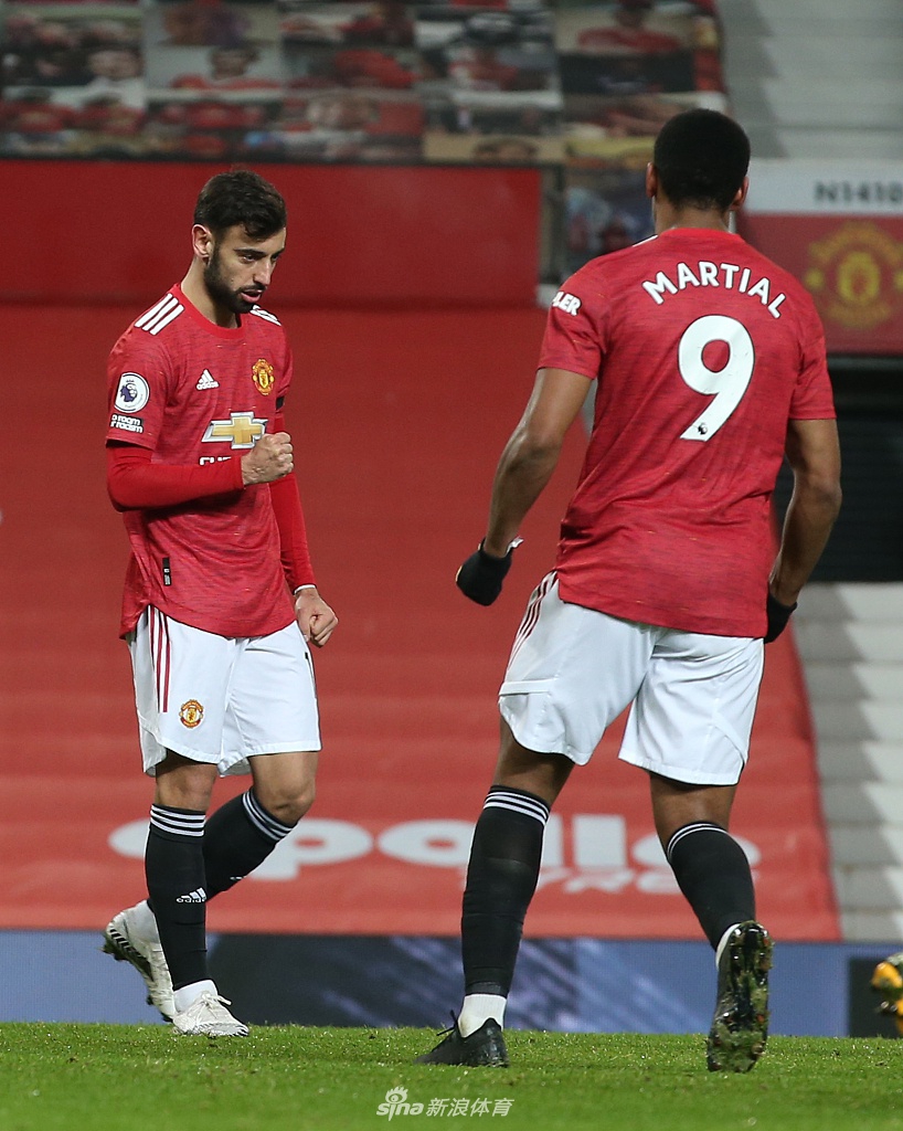 [英超]曼联2-1维拉