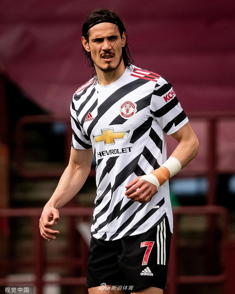 [英超]维拉1-3曼联 卡瓦尼破门