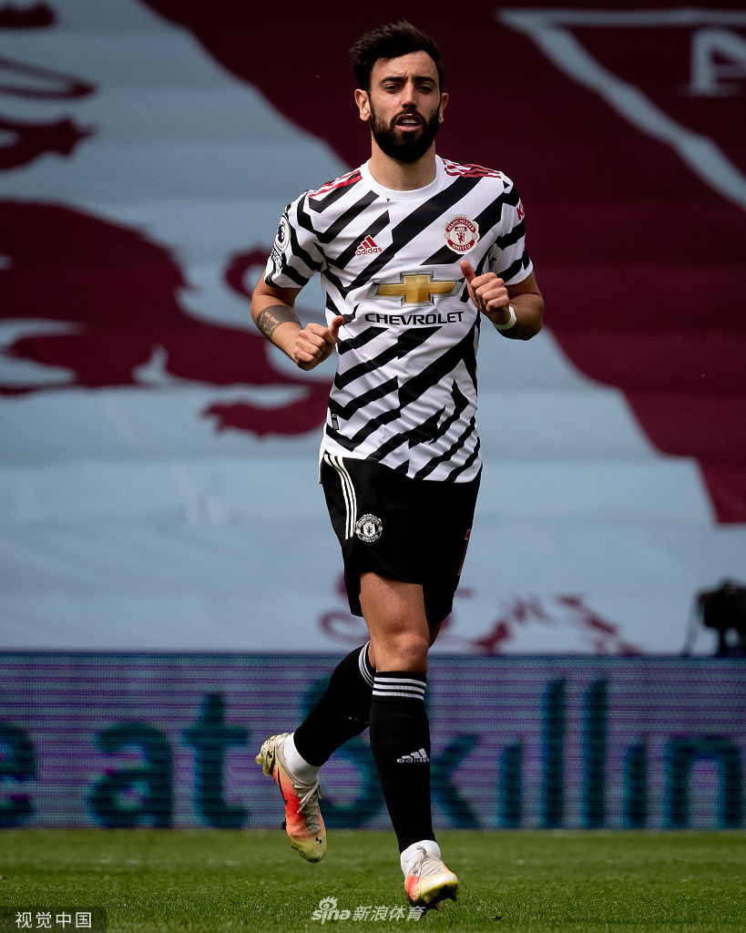 [英超]维拉1-3曼联 卡瓦尼破门