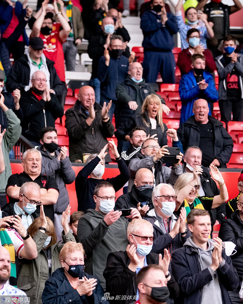 [英超]曼联1-1富勒姆 卡瓦尼破门