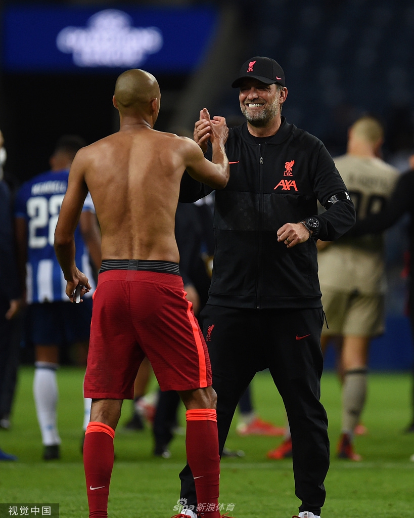 [欧冠]波尔图1-5利物浦 萨拉赫两球