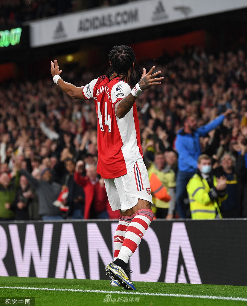 [英超]阿森纳2-2水晶宫 拉卡泽特破门