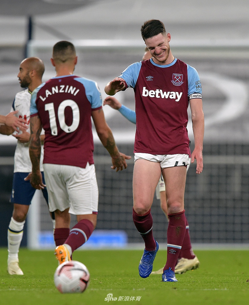 [英超]热刺连丢3球遭绝平 3-3西汉姆