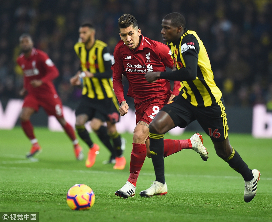 菲尔米诺寻找机会