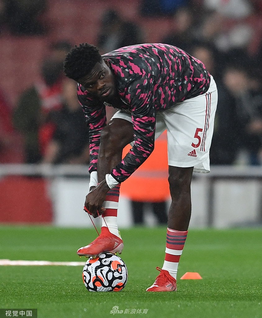 [英超]阿森纳2-2水晶宫 拉卡泽特破门