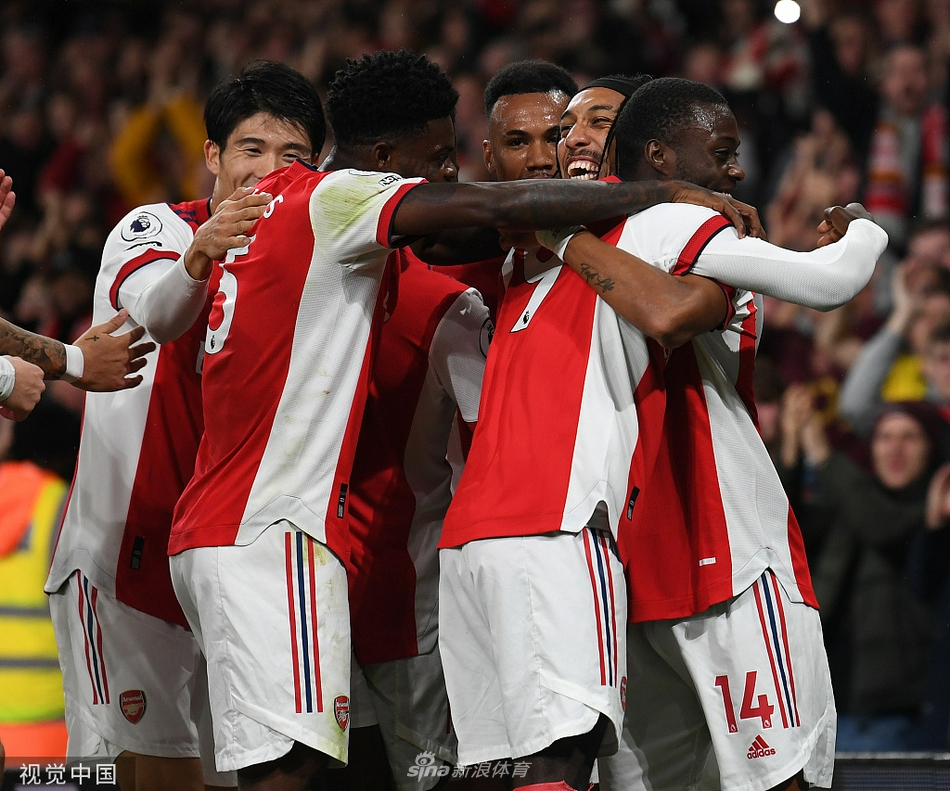 [英超]阿森纳2-2水晶宫 拉卡泽特破门