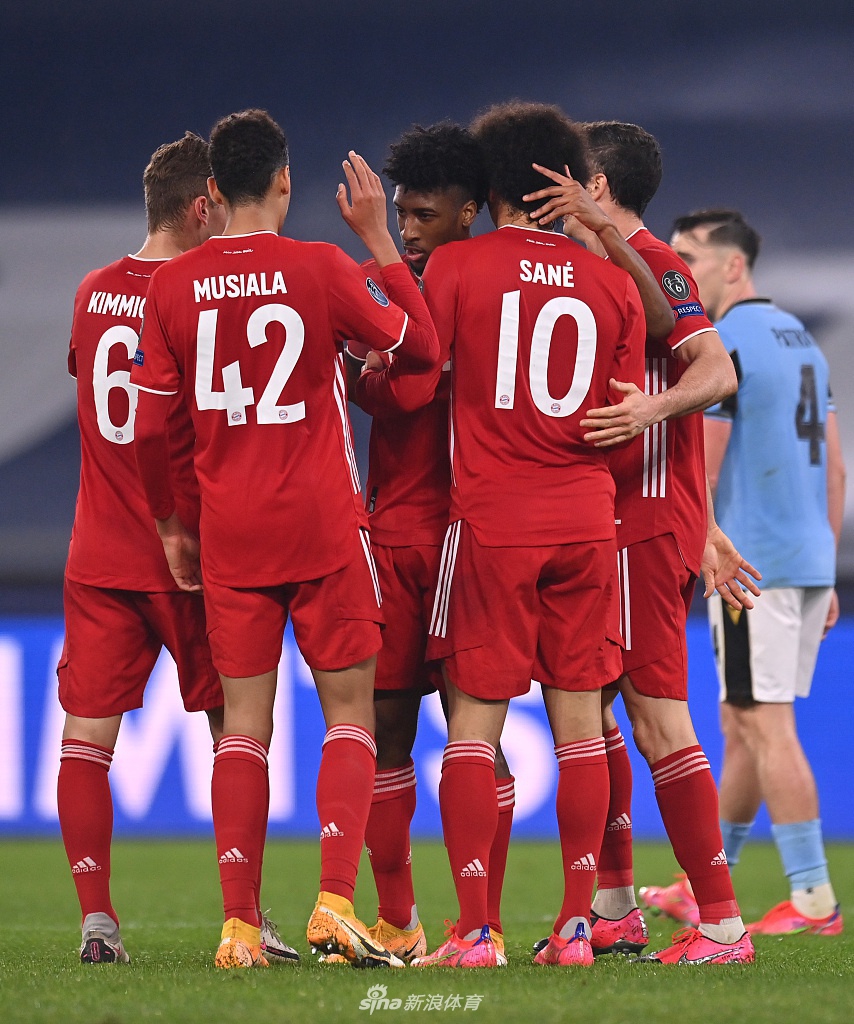 [欧冠]拉齐奥1-4拜仁 莱万破门