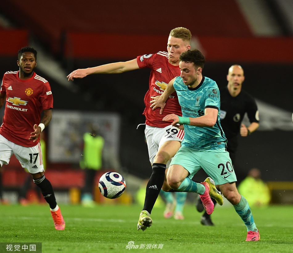 [英超]曼联2-4利物浦 菲尔米诺两球