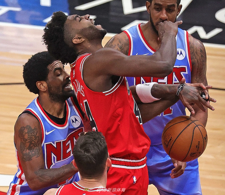 [NBA常规赛]篮网107-115公牛