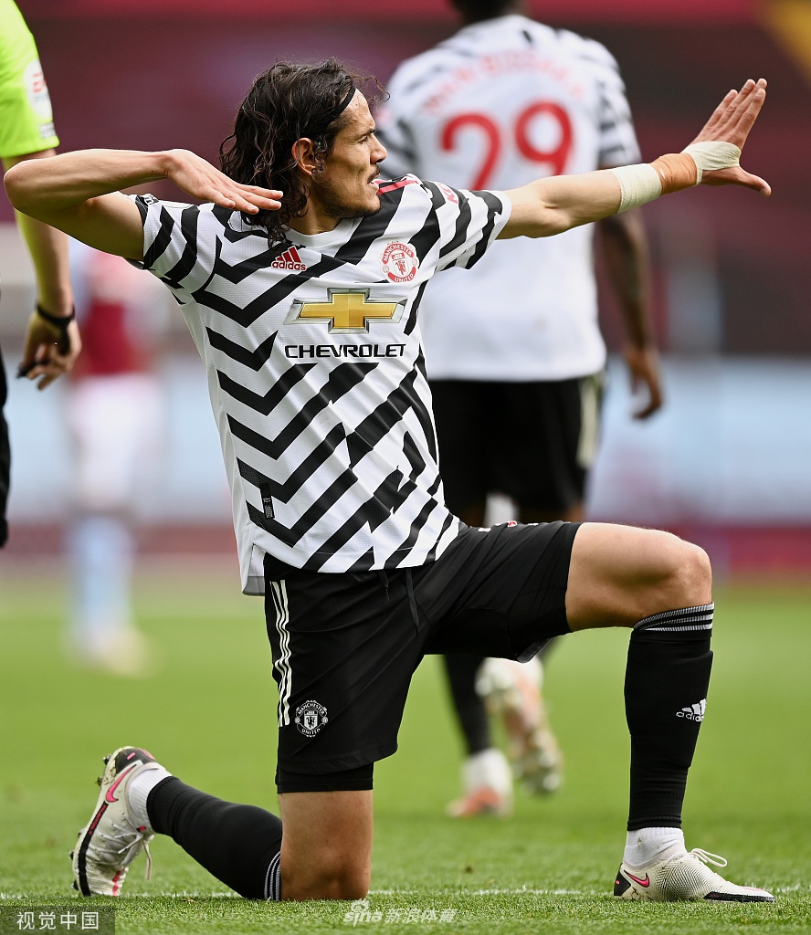 [英超]维拉1-3曼联 卡瓦尼破门