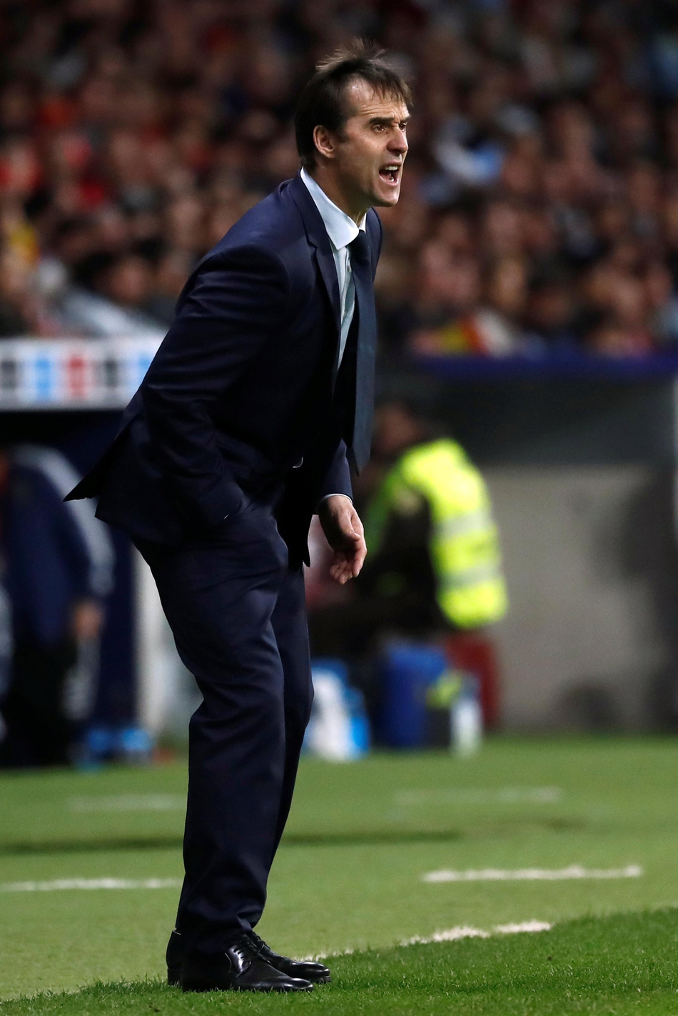 洛佩特吉指挥比赛