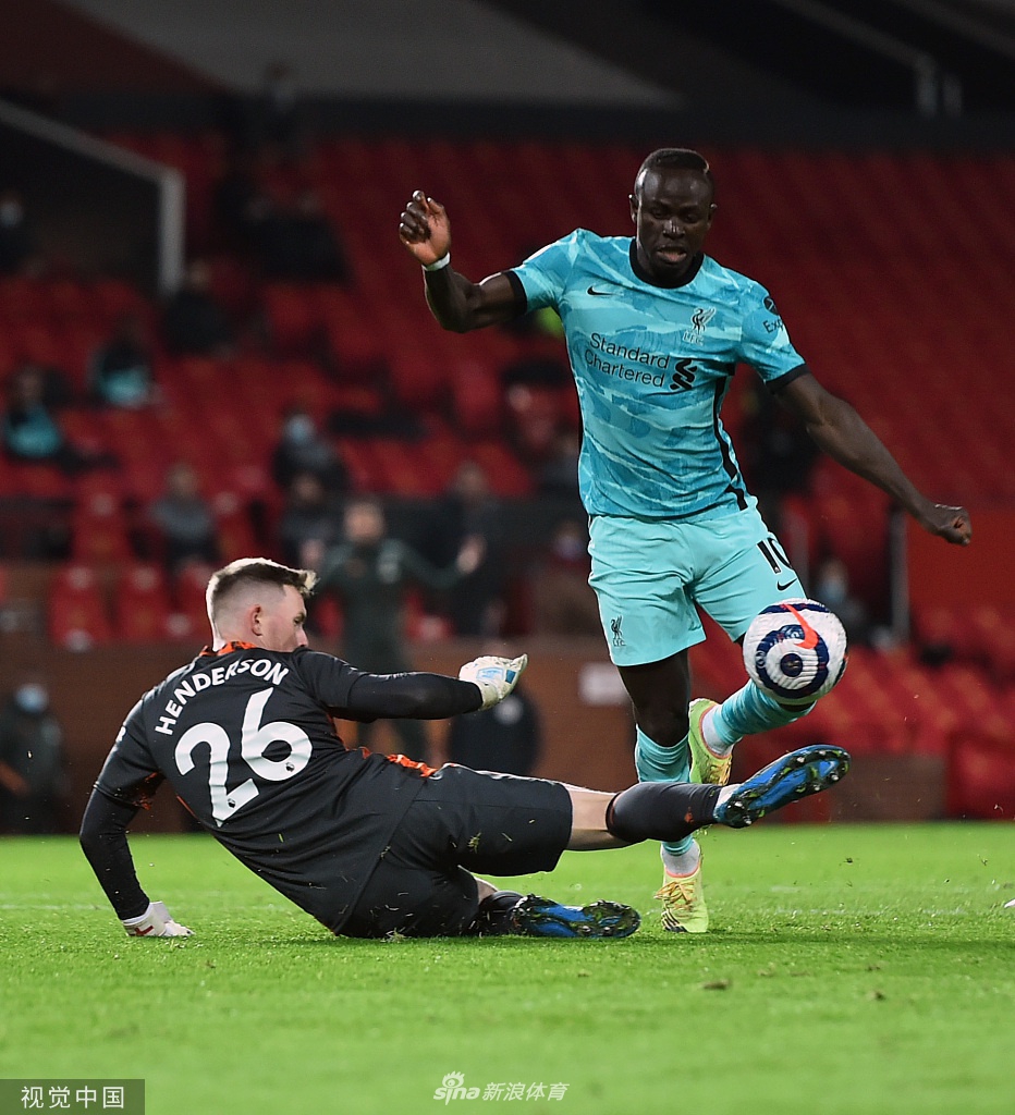 [英超]曼联2-4利物浦 菲尔米诺两球