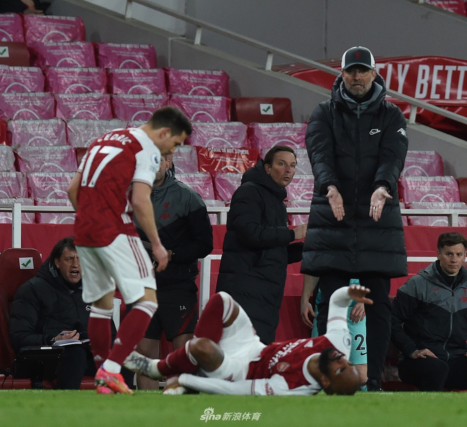 [英超]阿森纳0-3利物浦 若塔两球