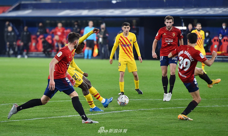 [西甲]奥萨苏纳0-2巴萨 梅西两助攻