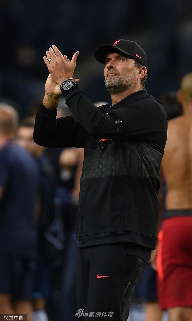 [欧冠]波尔图1-5利物浦 萨拉赫两球