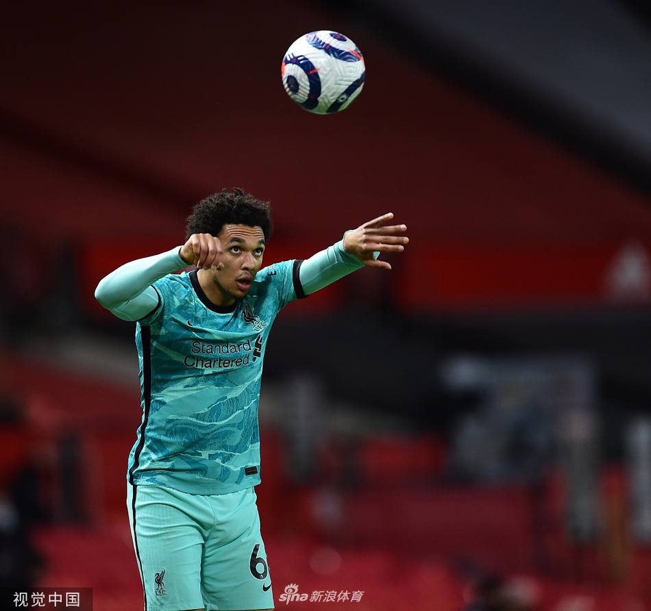 [英超]曼联2-4利物浦 菲尔米诺两球