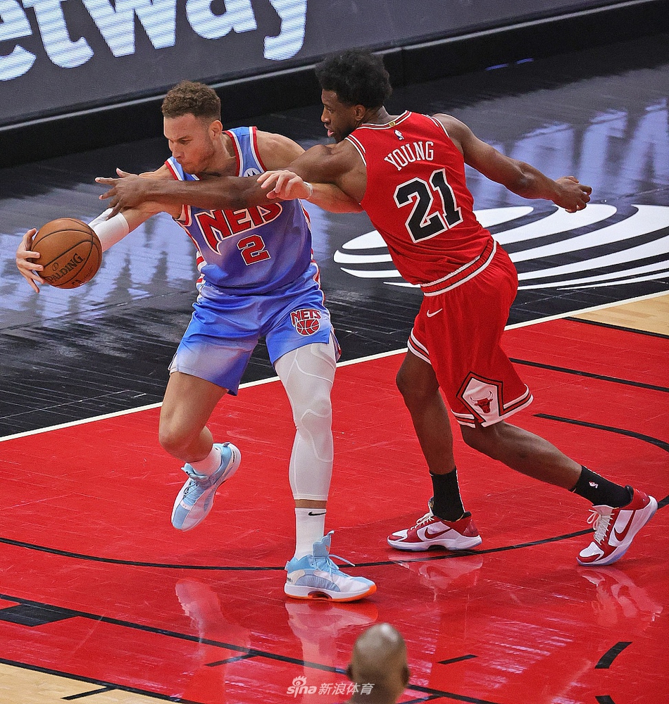 [NBA常规赛]篮网107-115公牛