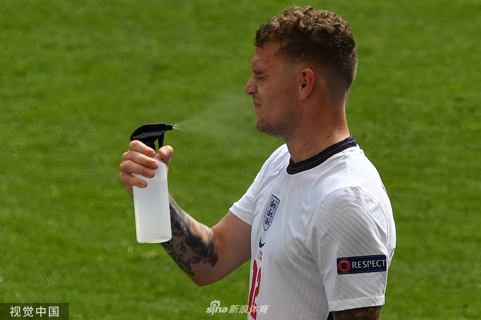 [欧洲杯]英格兰1-0克罗地亚 斯特林破门