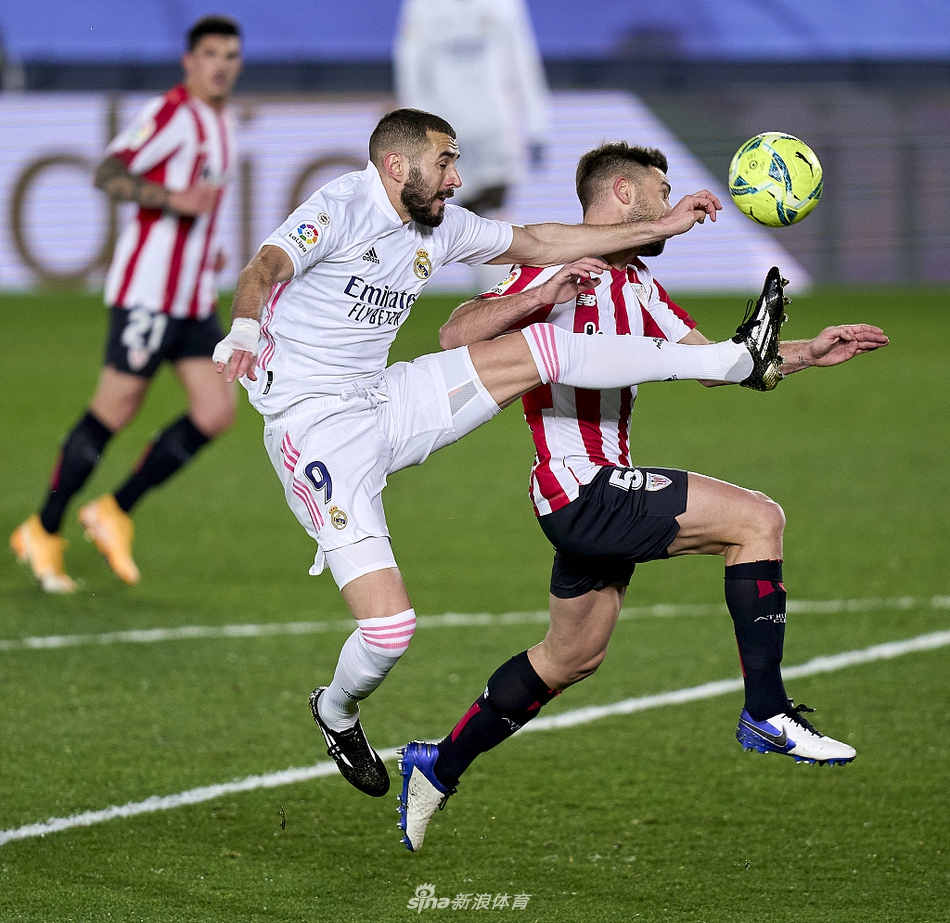 [西甲]皇马3-1毕尔巴鄂 本泽马两球