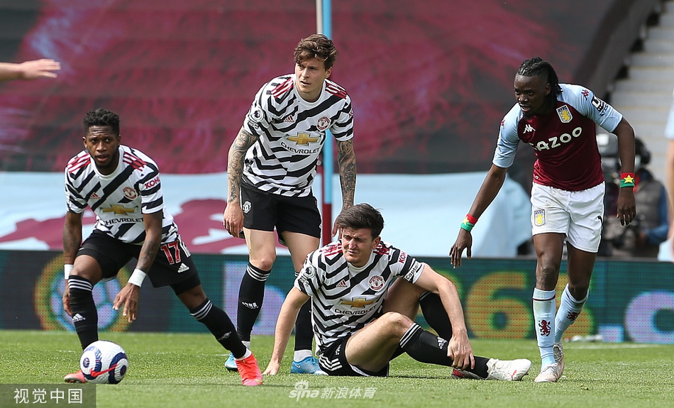 [英超]维拉1-3曼联 卡瓦尼破门