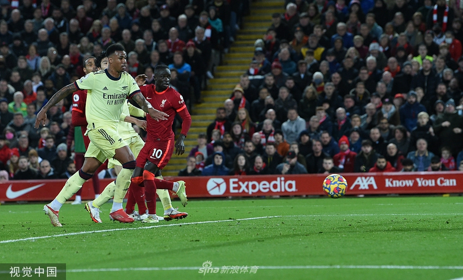 [英超]利物浦4-0阿森纳 利物浦多点开花
