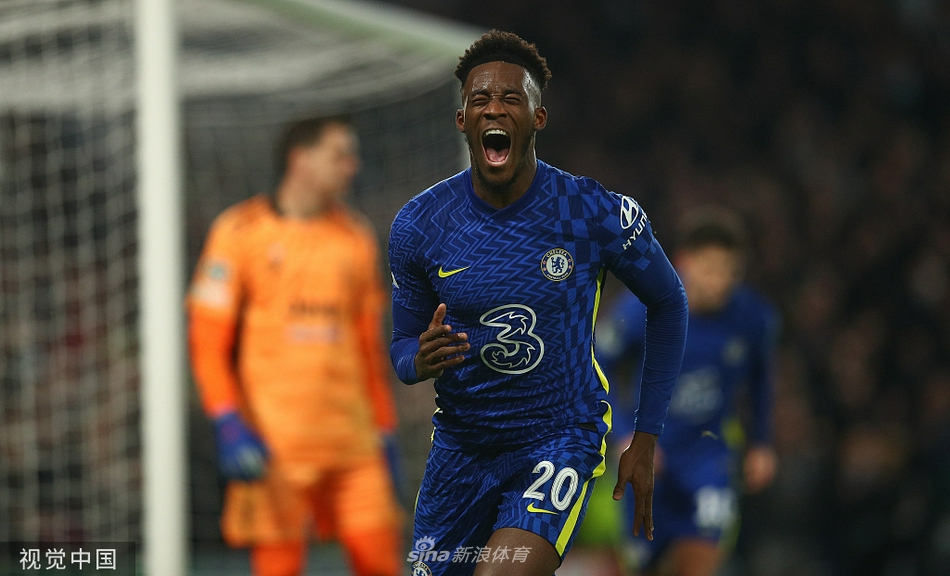 [欧冠]切尔西4-0尤文 查洛巴维尔纳破门