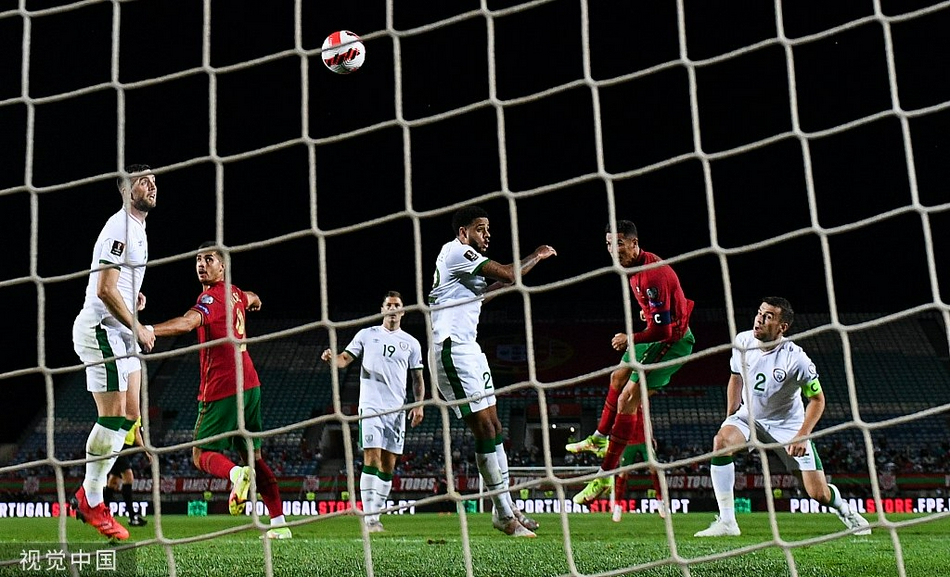 [世预赛]葡萄牙2-1爱尔兰 C罗两球致胜