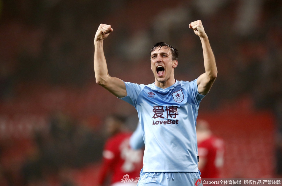 [英超]曼联0-2伯恩利