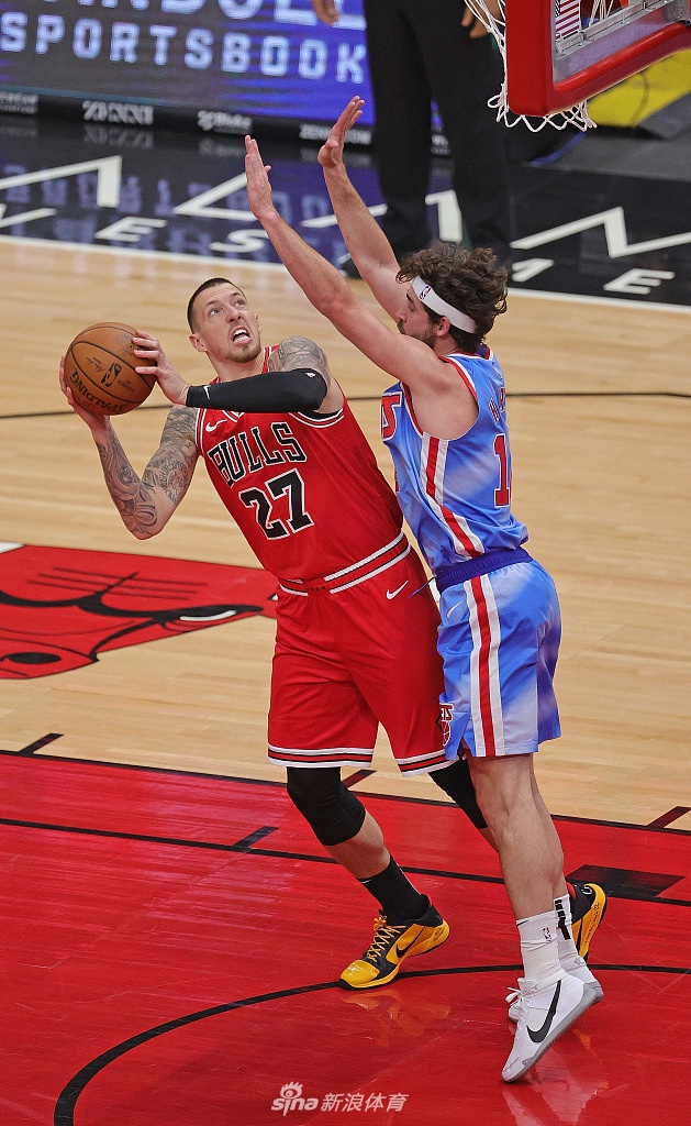 [NBA常规赛]篮网107-115公牛