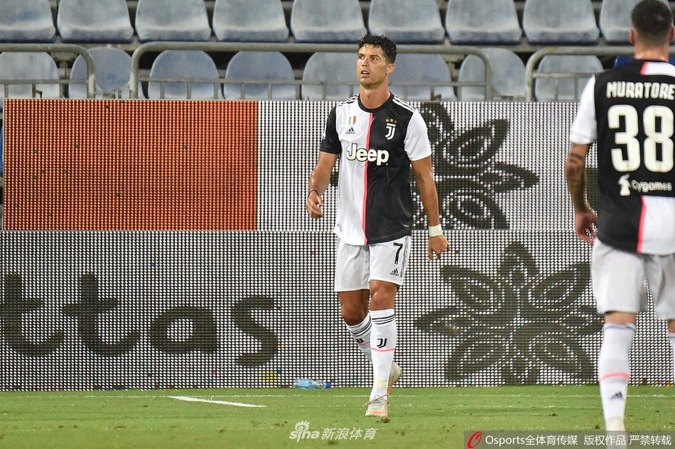 [意甲]卡利亚里2-0尤文 C罗10射难破门