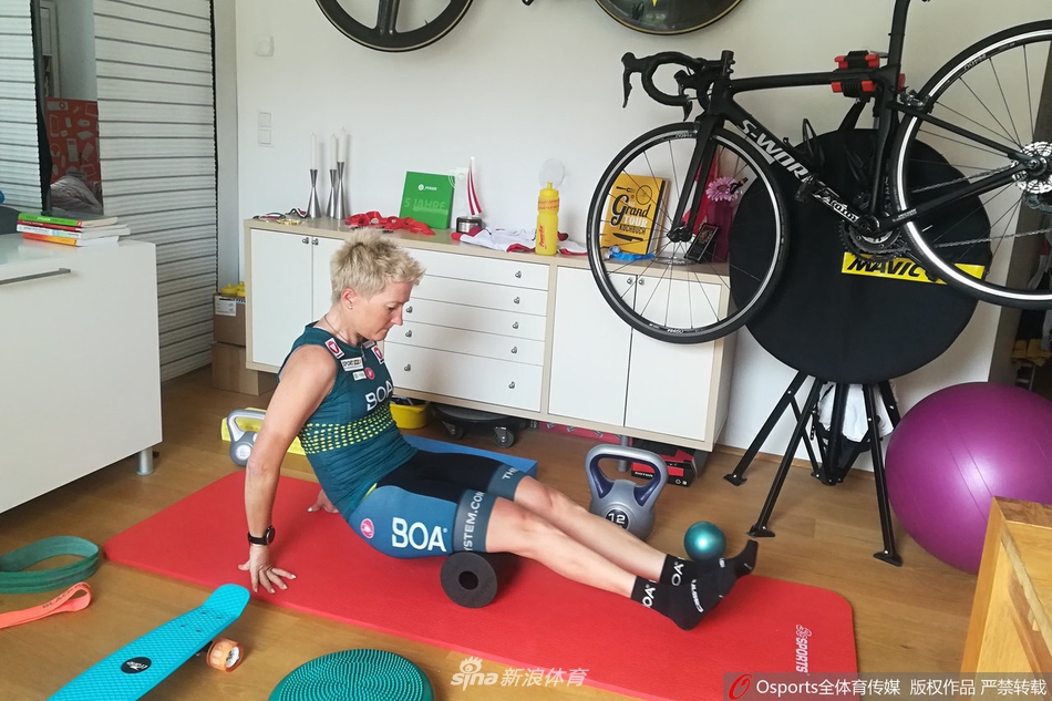 各路体育大神家庭健身各显神通