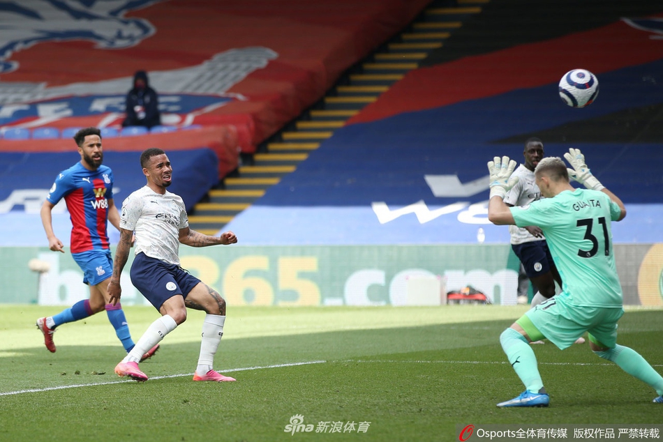 [英超]水晶宫0-2曼城 阿圭罗破门