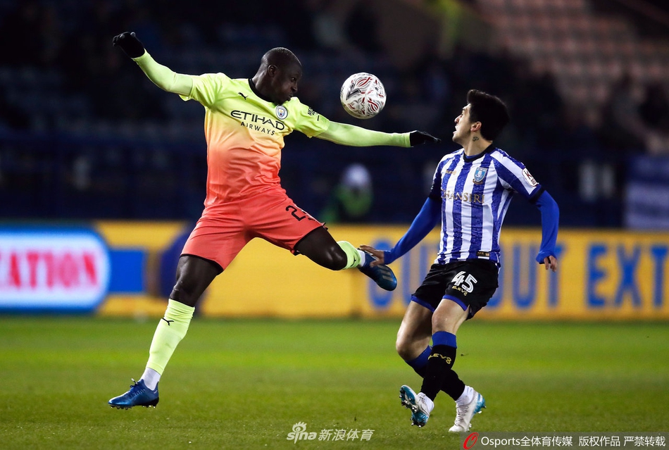 [足总杯]谢周三0-1曼城
