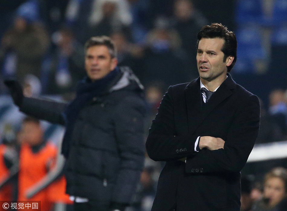 索拉里愁眉不展