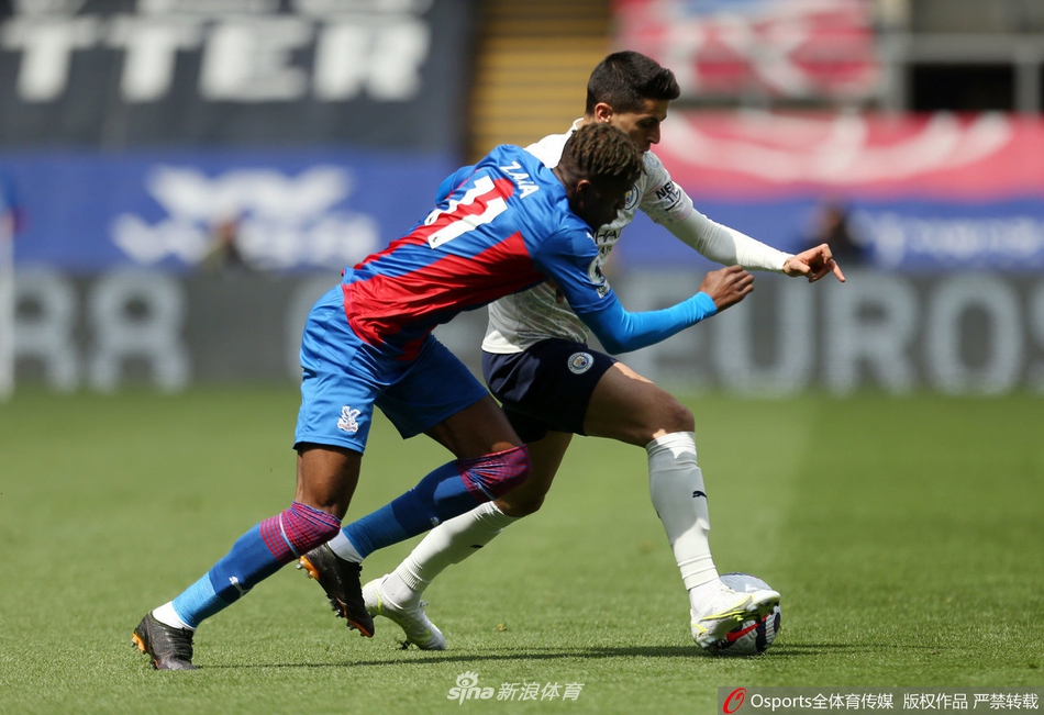 [英超]水晶宫0-2曼城 阿圭罗破门