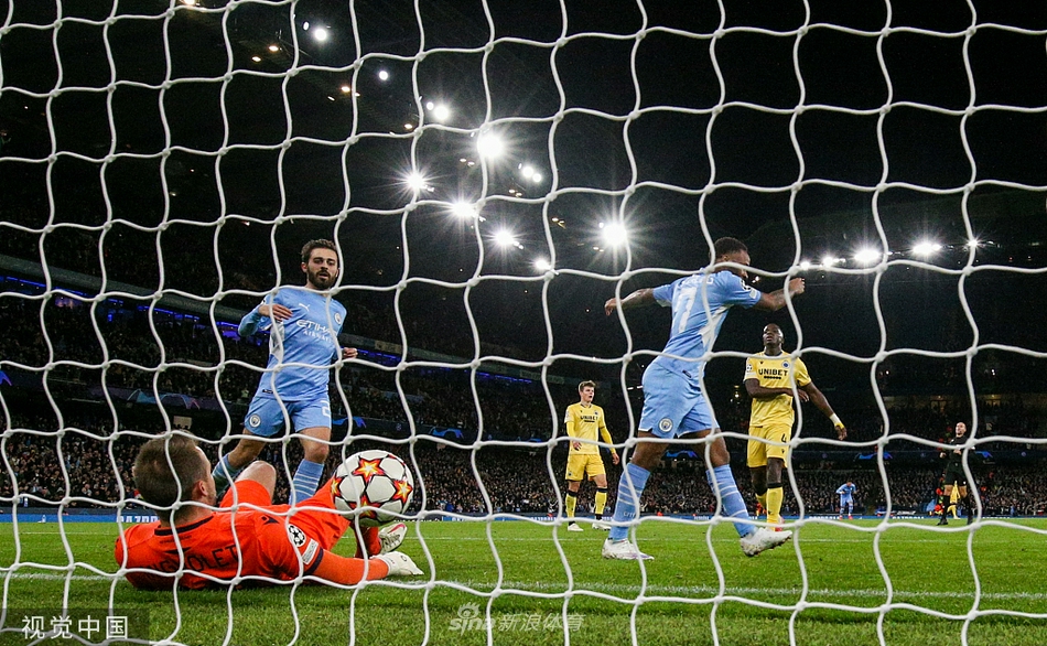 [欧冠]曼城4-1布鲁日 斯特林破门