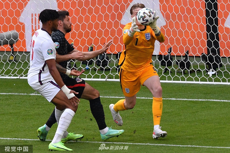 [欧洲杯]英格兰1-0克罗地亚 斯特林破门