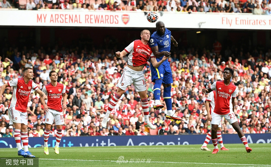 [英超]阿森纳0-2切尔西 卢卡库破门
