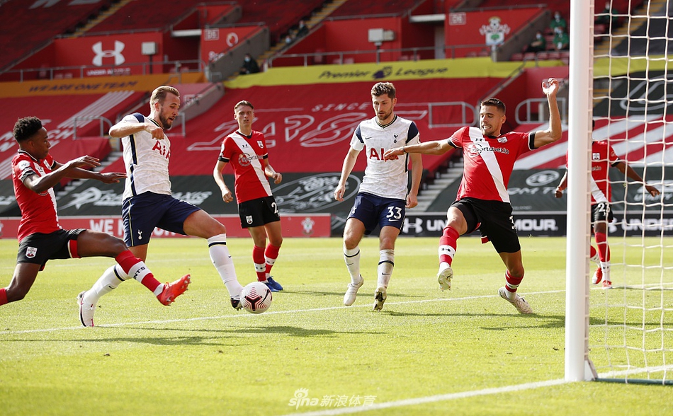 [英超]南安普顿2-5热刺 孙兴O大四喜