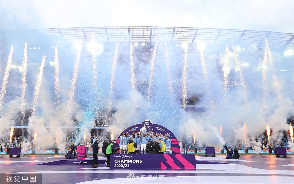 [英超]曼城5-0埃弗顿 阿圭罗两球