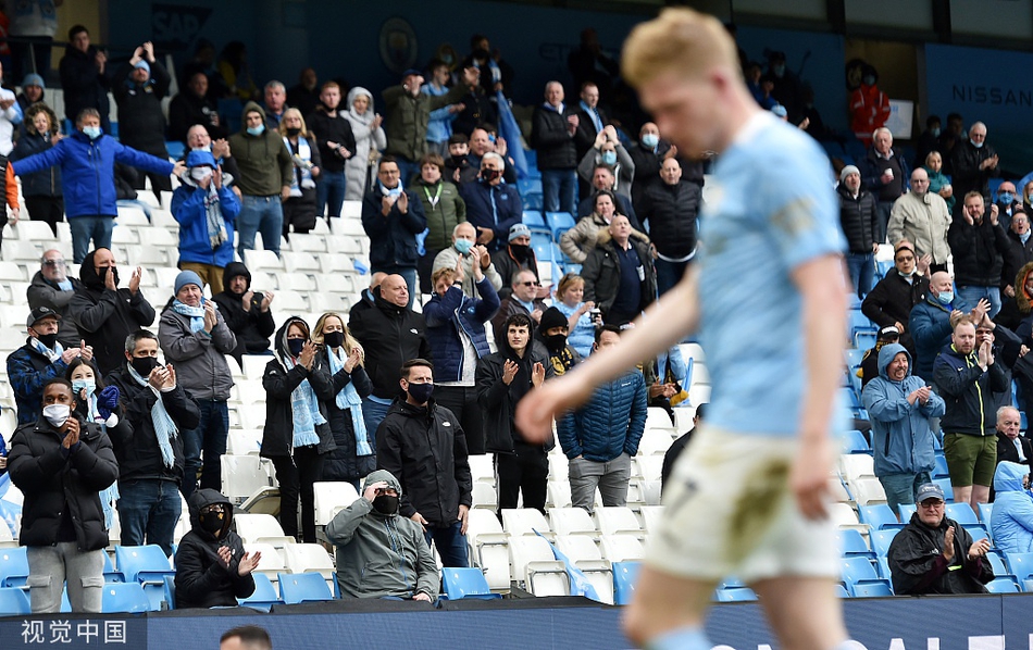 [英超]曼城5-0埃弗顿 阿圭罗两球