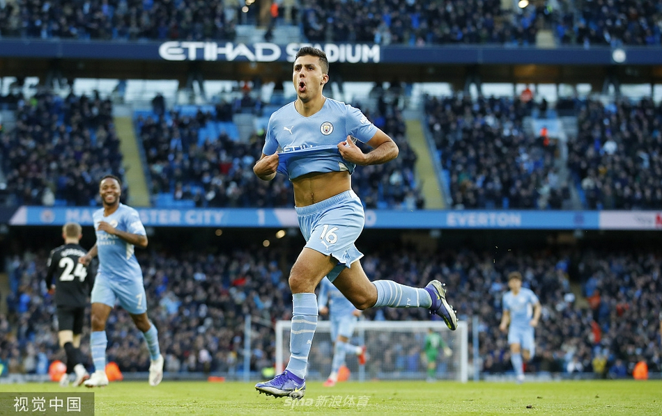 [英超]曼城3-0埃弗顿 斯特林破门