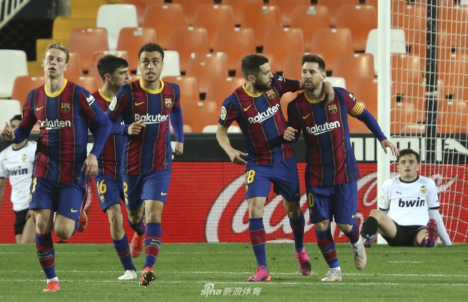 [西甲]瓦伦西亚2-3巴萨 梅西两球