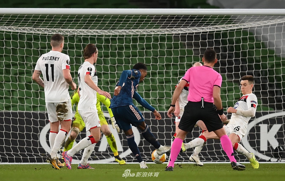 [欧联杯]邓多克2-4阿森纳